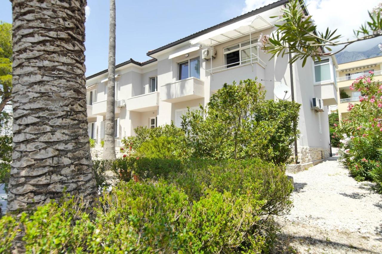 Apartment Beach Макарска Экстерьер фото