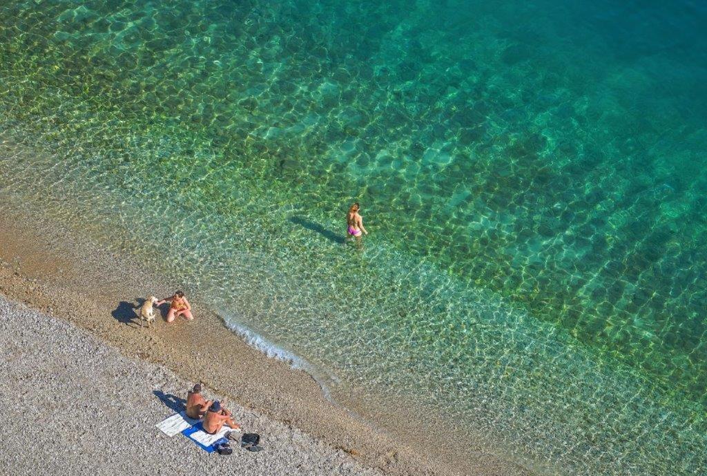 Apartment Beach Макарска Экстерьер фото